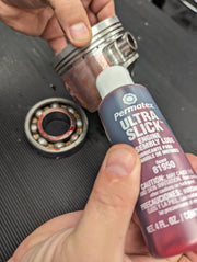 Permatex 81950 Ultra Slick Red Engine Assembly Lube, Essential for New Or Engine re-Builds, Formulation 1 x 118ml